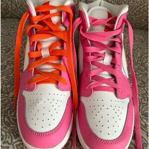 Nike AirForce 1 YOUTH Size 6.5